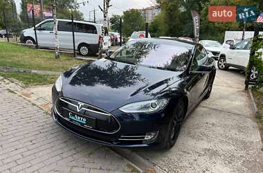 Ліфтбек Tesla Model S 2014 в 