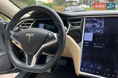 Ліфтбек Tesla Model S 2014 в 