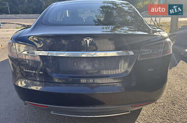 Лифтбек Tesla Model S 2013 в 