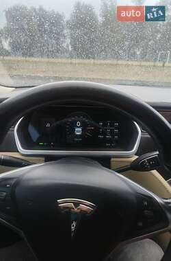 Ліфтбек Tesla Model S 2013 в 