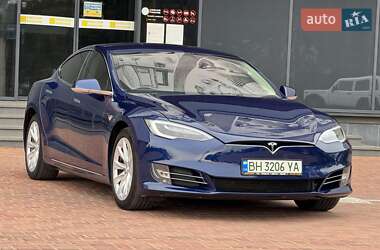 Ліфтбек Tesla Model S 2016 в 