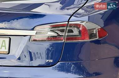 Ліфтбек Tesla Model S 2016 в 