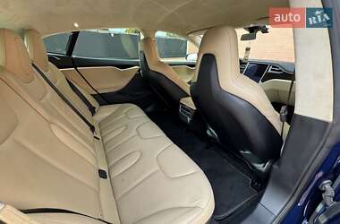 Ліфтбек Tesla Model S 2016 в 