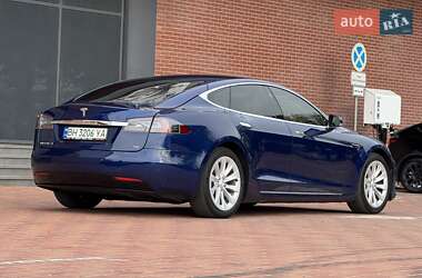 Ліфтбек Tesla Model S 2016 в 