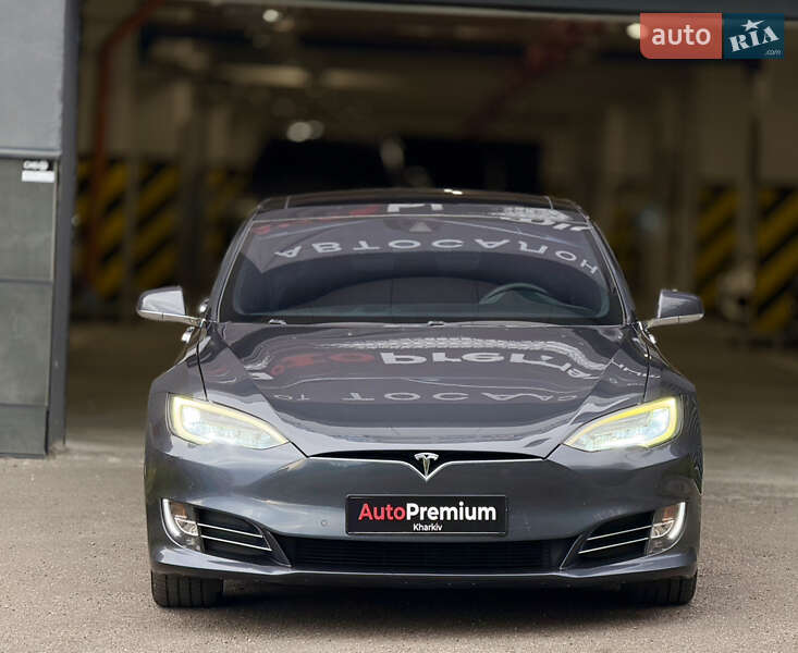 Лифтбек Tesla Model S 2016 в Харькове