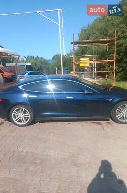Ліфтбек Tesla Model S 2014 в 