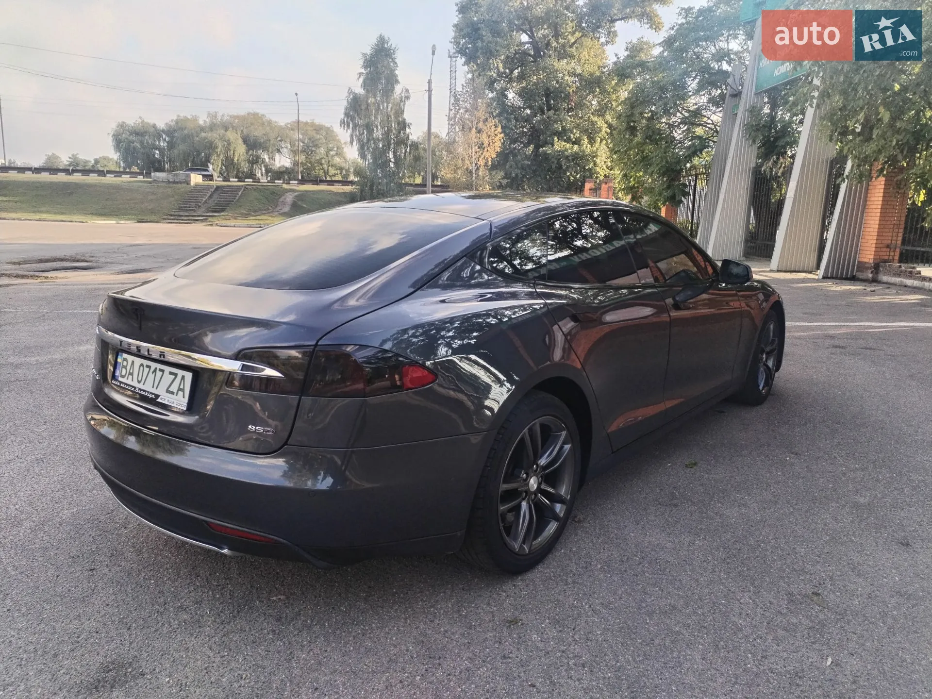 2016 Tesla Model S - мініатюра 27