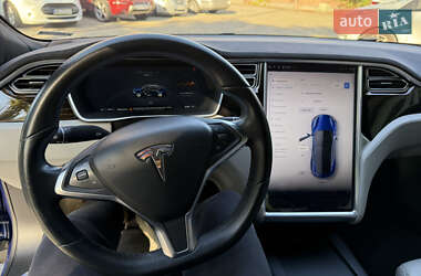 Ліфтбек Tesla Model S 2016 в 