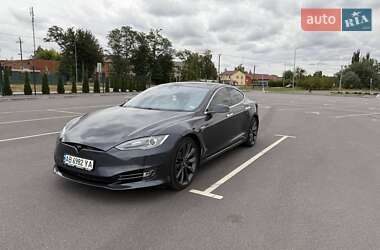 Ліфтбек Tesla Model S 2015 в 