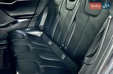 Ліфтбек Tesla Model S 2015 в 