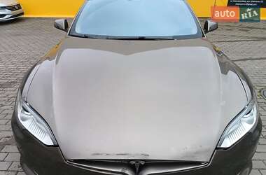 Ліфтбек Tesla Model S 2015 в 