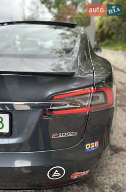 Ліфтбек Tesla Model S 2017 в 
