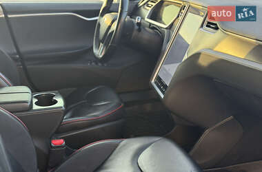 Лифтбек Tesla Model S 2014 в 