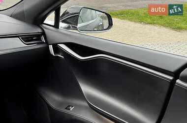 Ліфтбек Tesla Model S 2018 в 
