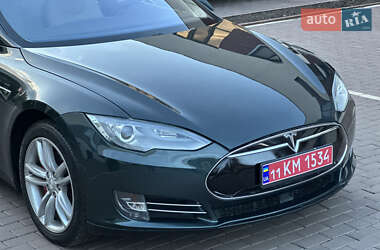 Ліфтбек Tesla Model S 2015 в Одесі