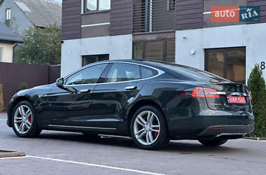 Ліфтбек Tesla Model S 2015 в 