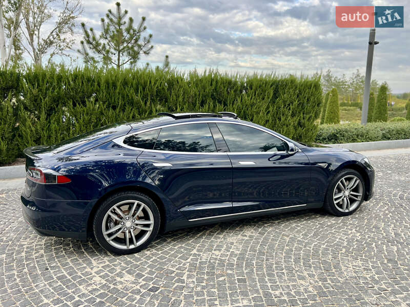 Лифтбек Tesla Model S 2013 в Новомосковске