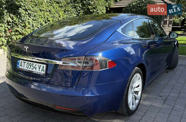 Лифтбек Tesla Model S 2018 в Ивано-Франковске