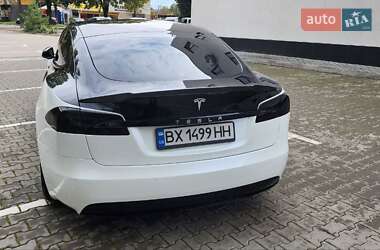 Ліфтбек Tesla Model S 2017 в 