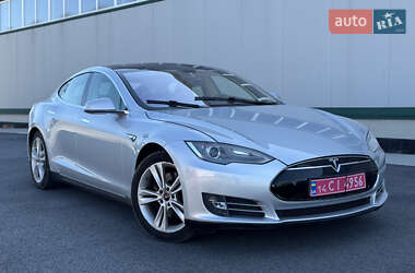 Ліфтбек Tesla Model S 2013 в Вінниці