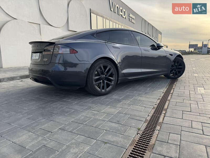 Лифтбек Tesla Model S 2021 в Луцке