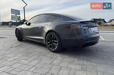 Ліфтбек Tesla Model S 2021 в 