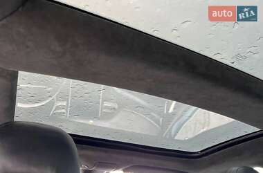 Ліфтбек Tesla Model S 2015 в 