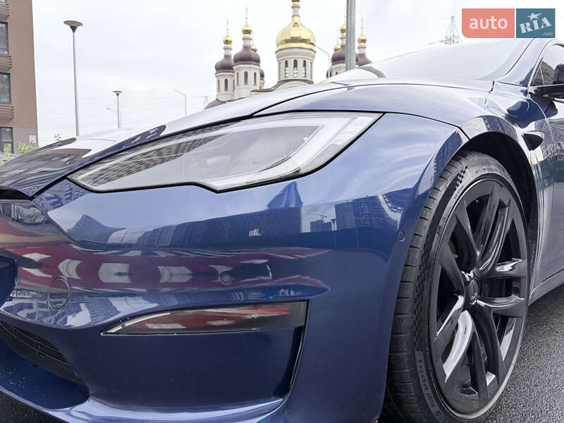 Лифтбек Tesla Model S 2022 в Киеве