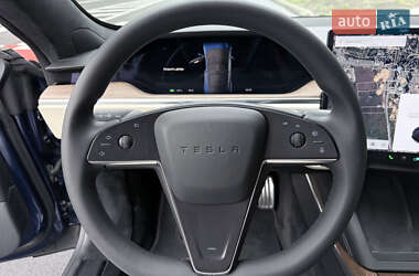 Лифтбек Tesla Model S 2022 в Киеве