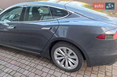Ліфтбек Tesla Model S 2018 в 