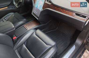 Ліфтбек Tesla Model S 2018 в 