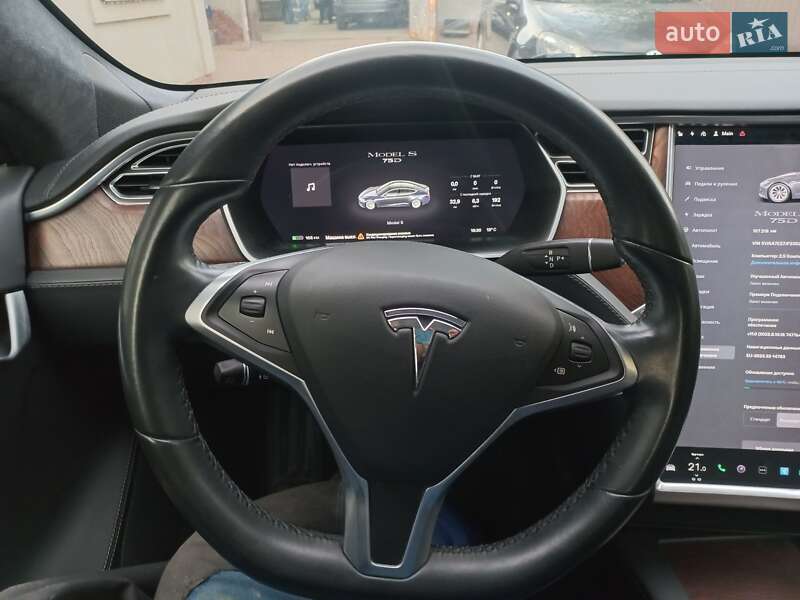 Лифтбек Tesla Model S 2018 в Шептицькому