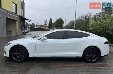 Ліфтбек Tesla Model S 2016 в 