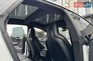 Ліфтбек Tesla Model S 2016 в 
