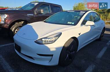Лифтбек Tesla Model S 2018 в 