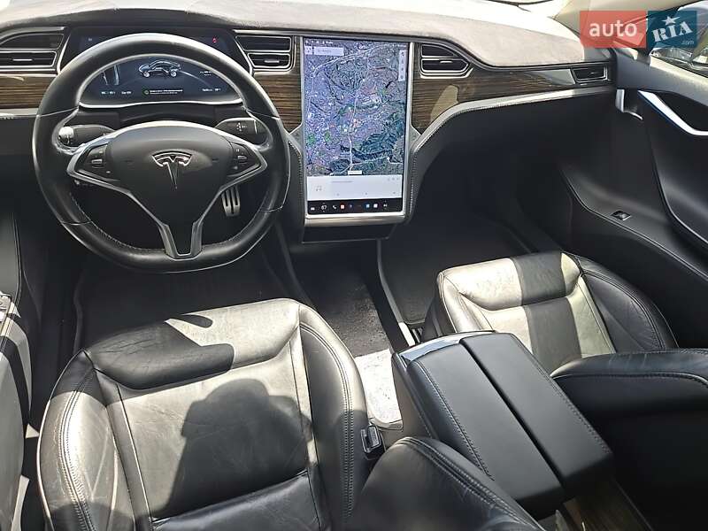 Ліфтбек Tesla Model S 2015 в Ужгороді фото 12 Ліфтбек Tesla Model S 2015 в Ужгороді