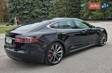 Ліфтбек Tesla Model S 2017 в Жовтих Водах