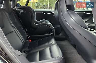 Ліфтбек Tesla Model S 2017 в Жовтих Водах