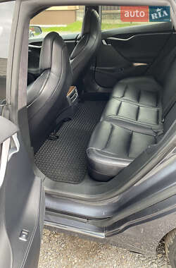 Ліфтбек Tesla Model S 2018 в 