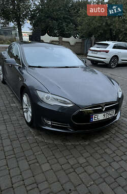 Ліфтбек Tesla Model S 2016 в 
