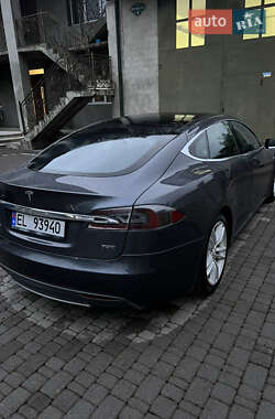 Ліфтбек Tesla Model S 2016 в 