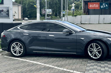 Ліфтбек Tesla Model S 2015 в 