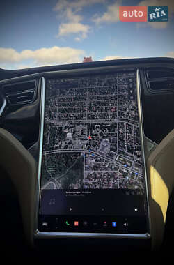 Ліфтбек Tesla Model S 2013 в 