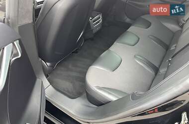 Лифтбек Tesla Model S 2016 в 