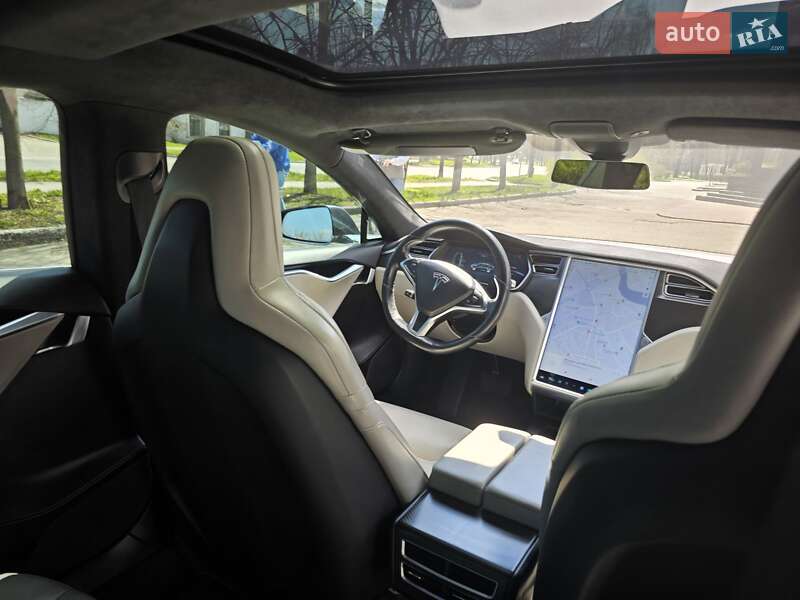 Лифтбек Tesla Model S 2016 в Белой Церкви фото 22 Лифтбек Tesla Model S 2016 в Белой Церкви