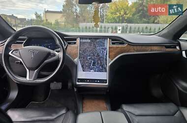 Лифтбек Tesla Model S 2017 в 