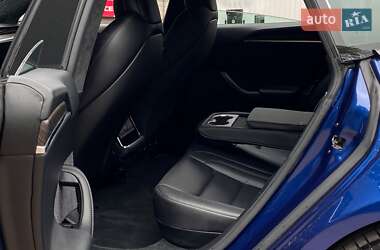 Ліфтбек Tesla Model S 2021 в 