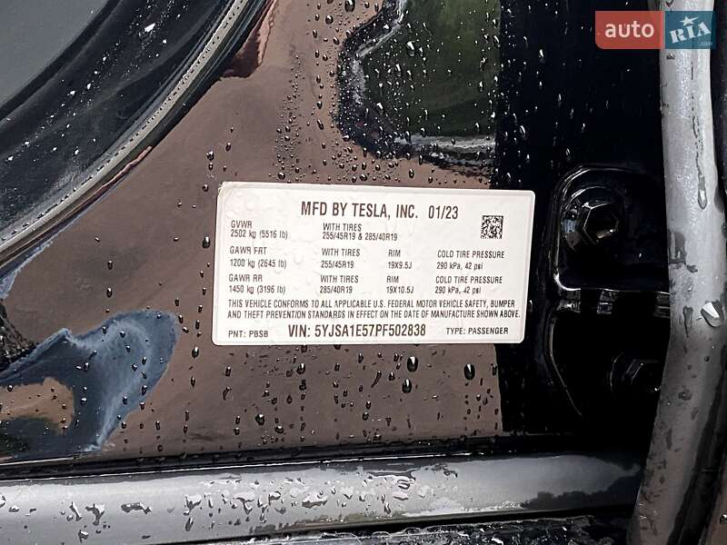 Ліфтбек Tesla Model S 2023 в Києві фото 29 Ліфтбек Tesla Model S 2023 в Києві