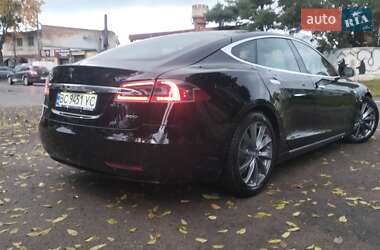 Лифтбек Tesla Model S 2016 в 