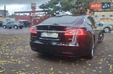 Лифтбек Tesla Model S 2016 в 